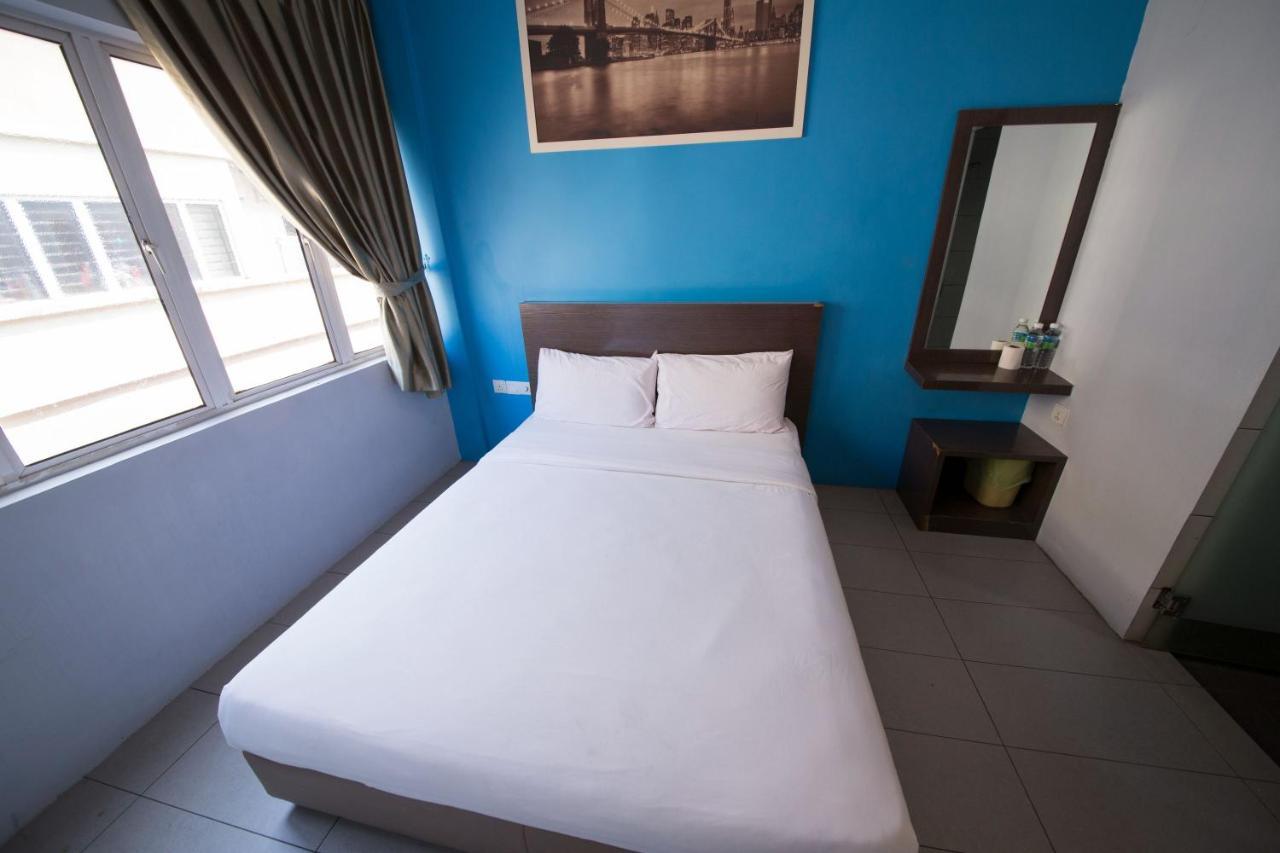 Golden Pearl Hotel Near Universiti Tun Hussein Onn Malaysia Uthm Batu Pahat Exterior foto